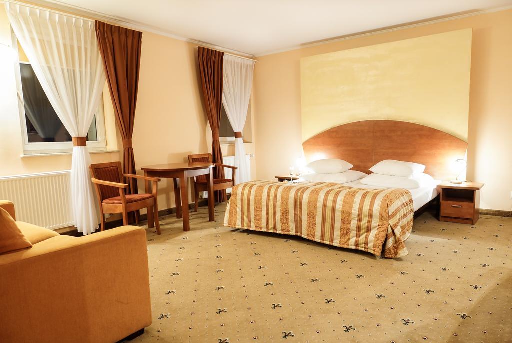 Hotel City Grudziądz Quarto foto