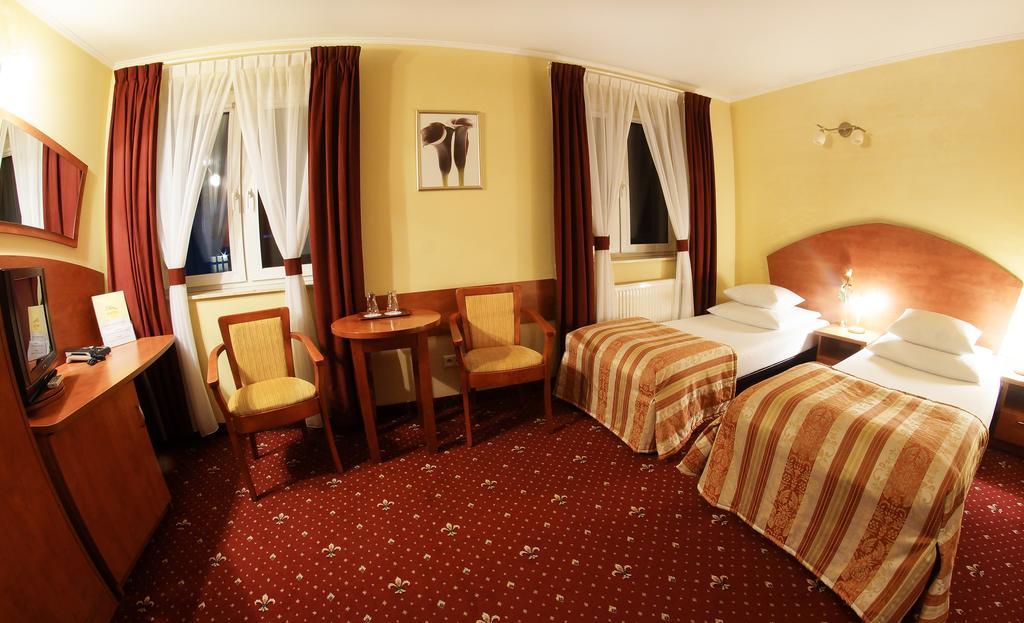 Hotel City Grudziądz Quarto foto